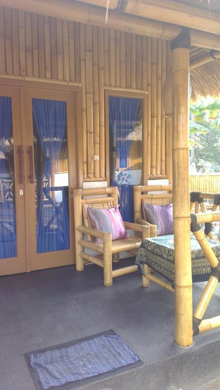 Tua Tua Keladi Bungalows Gili Islands Exterior photo