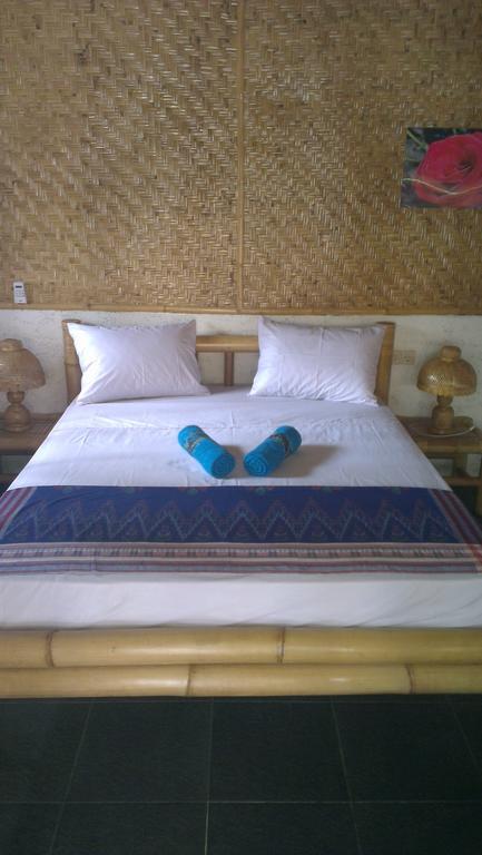Tua Tua Keladi Bungalows Gili Islands Exterior photo