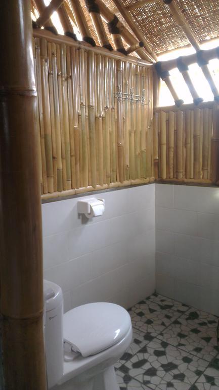 Tua Tua Keladi Bungalows Gili Islands Exterior photo
